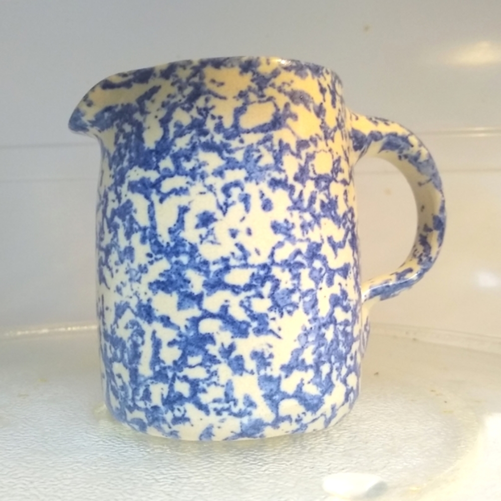 CASEY POTTERY spongeware creamer